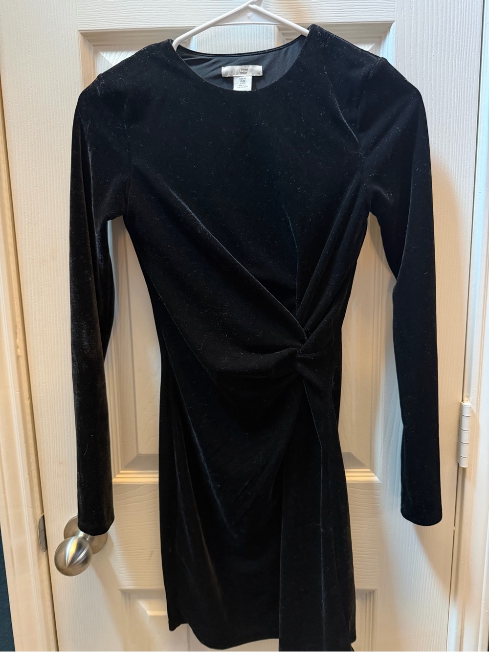 H&M Black Velvet Long-Sleeve Twist Knot Dress